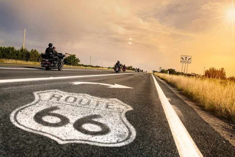7 de las mejores rutas por el mundo en moto